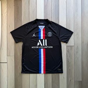 Jordan x Paris Saint-Germain 2019/2020 fourth stadium jersey